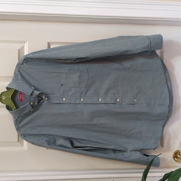 Izod Men's Long Sleeve Button Down Dress Shirt Green/White Stripe Size Medium - Picture 1 of 8